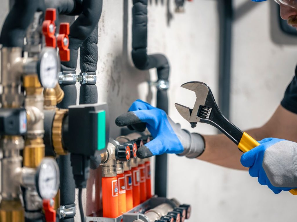 Se buscan mayores de 18 años, con buena condición física, nivel avanzado de inglés y experiencia desde 2023.