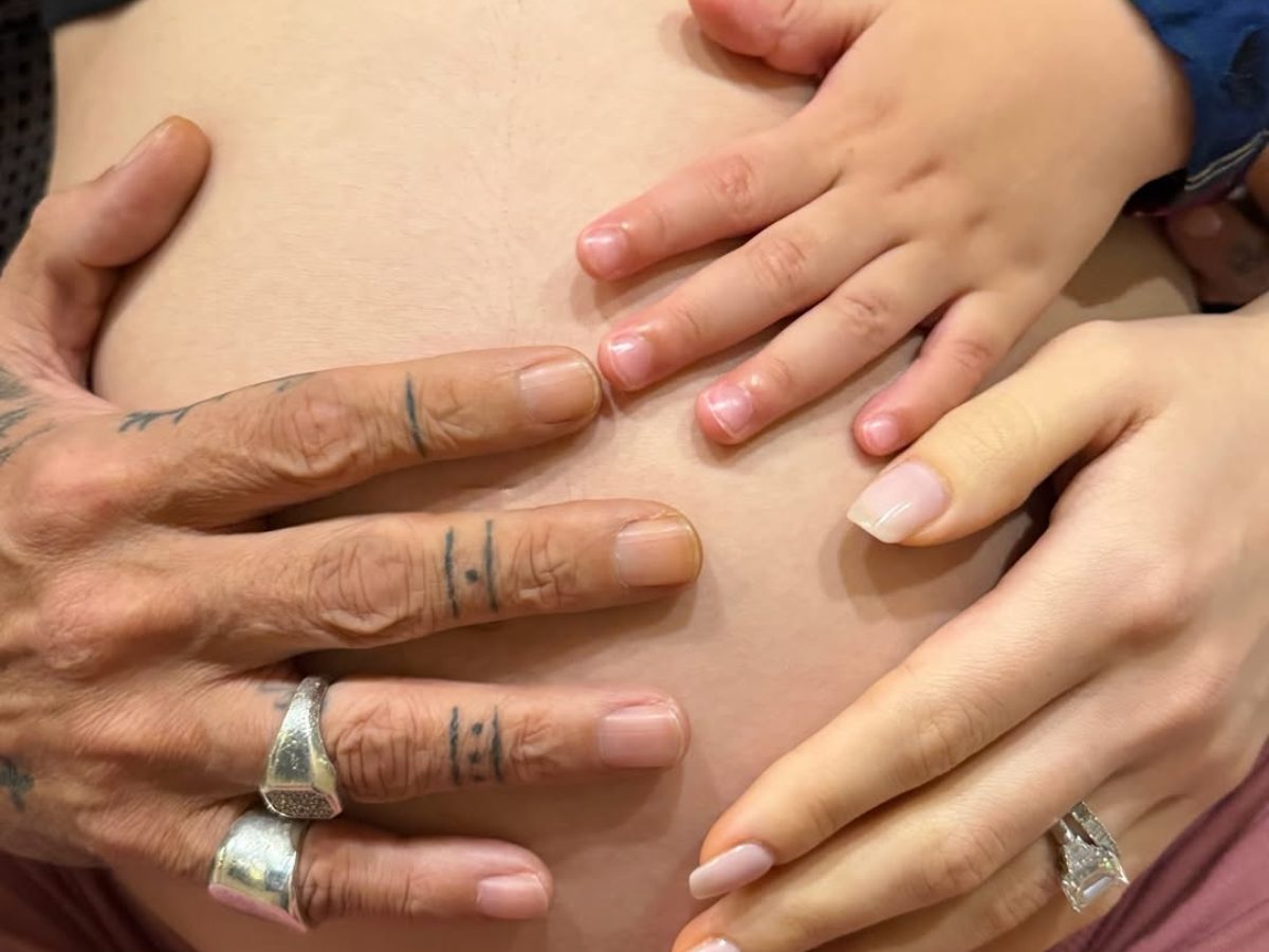 Nadia Ferreira presume su pancita al confirmar que espera a su segundo hijo junto a Marc Anthony.