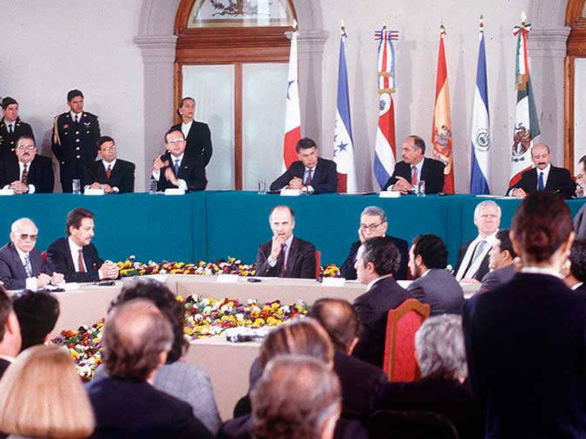 A 34 años de los Acuerdos de Paz en El Salvador: así fue el camino al fin del conflicto