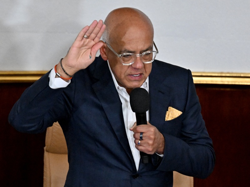 El presidente de la Asamblea Nacional de Venezuela, Jorge Rodríguez, juramentó a los legisladores suplentes ante una sesión plenaria en la Asamblea Nacional en Caracas el 22 de enero de 2026.