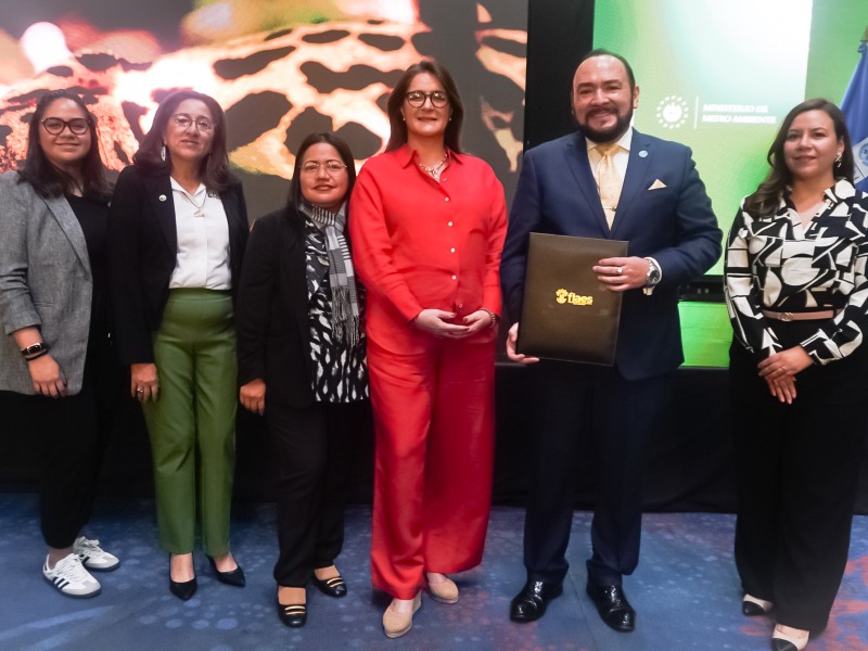 Equipo Fondo de Inversión Ambiental de El Salvador
