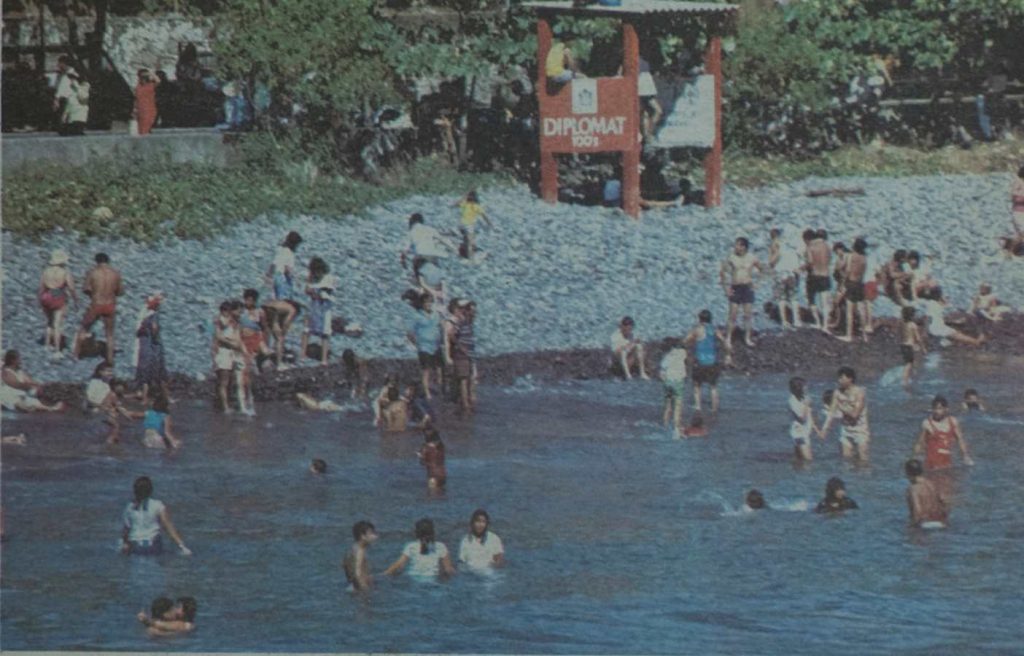 El 1 de enero, miles de salvadoreños viajaban a la costa para recibir el Año Nuevo