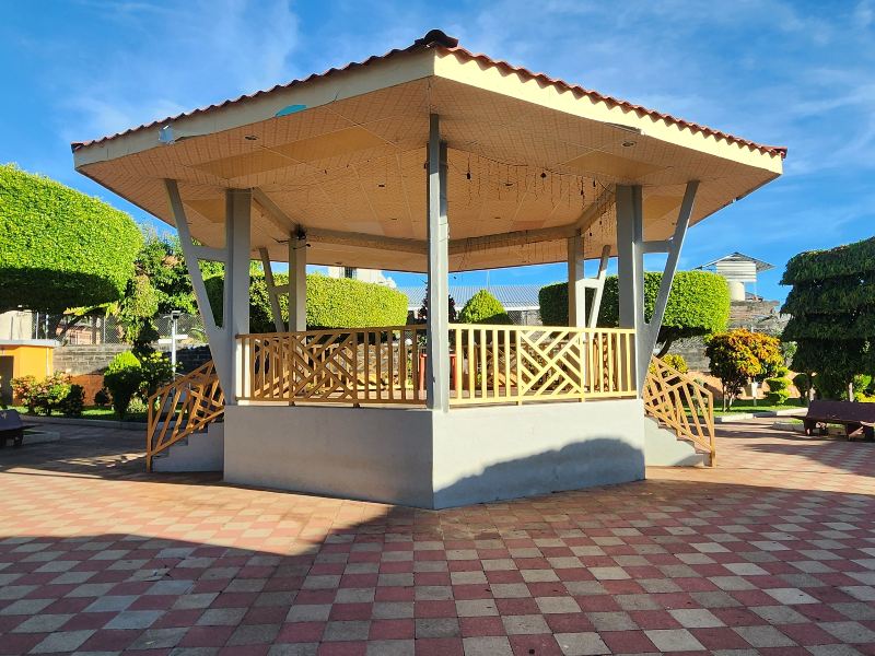 El parque central de Agua Escondida fue construido en 1972 con mano de obra comunitaria.