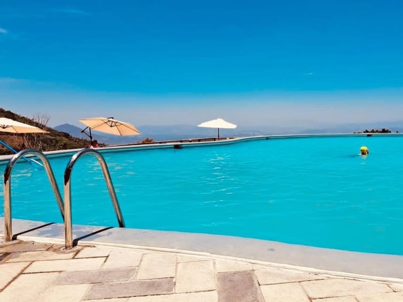 El clima fresco de Berlín, Usulután, convierte cada visita a Berlin Pool Party en una escapada ideal. / Foto cortesía