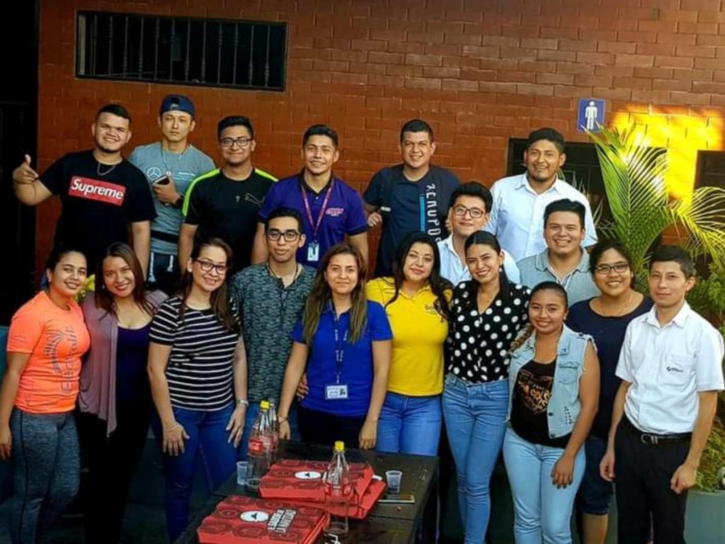 Su paso por la Universidad Gerardo Barrios marcó un antes y un después en su desarrollo profesional y personal.