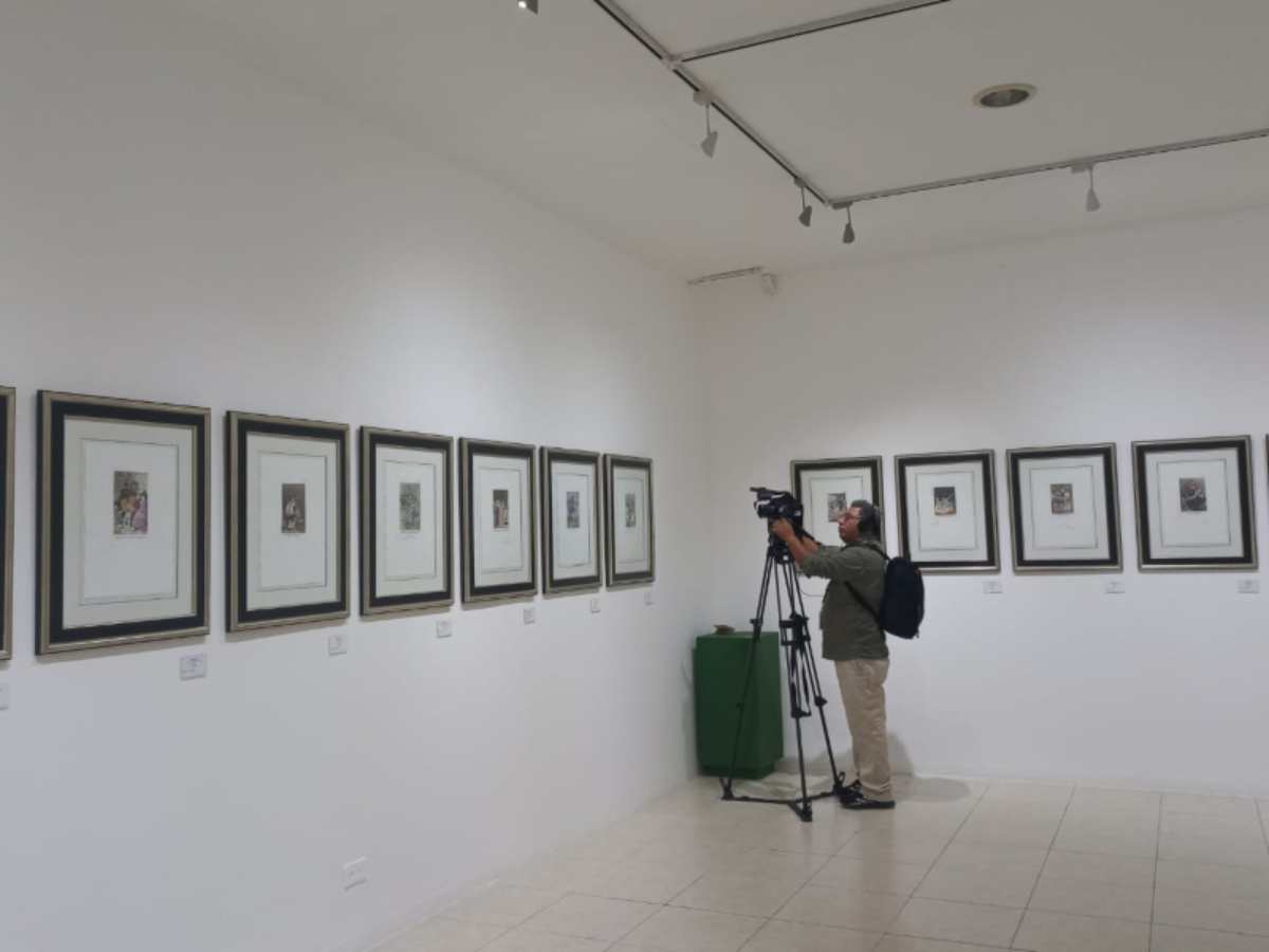 La exposición propone un cruce entre distintas épocas del grabado y lenguajes artísticos. Foto / elsalvador.com