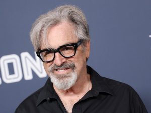 El actor estadounidense Robert Carradine asiste al estreno de Sentimental Value en Los Ángeles, el 5 de noviembre de 2025. Foto AFP/Michael Tran