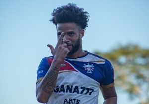 Lucas Dos Santos de Firpo celebra su gol contra Cacahuatique. Foto X Firpo