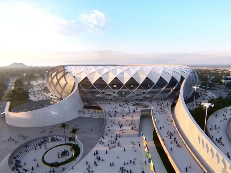 La arquitectura del recinto combina forma, tecnología y sostenibilidad como parte de un mismo lenguaje visual.