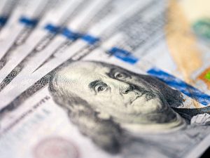 dinero-negocios-remesas-familiares-elsalvador01