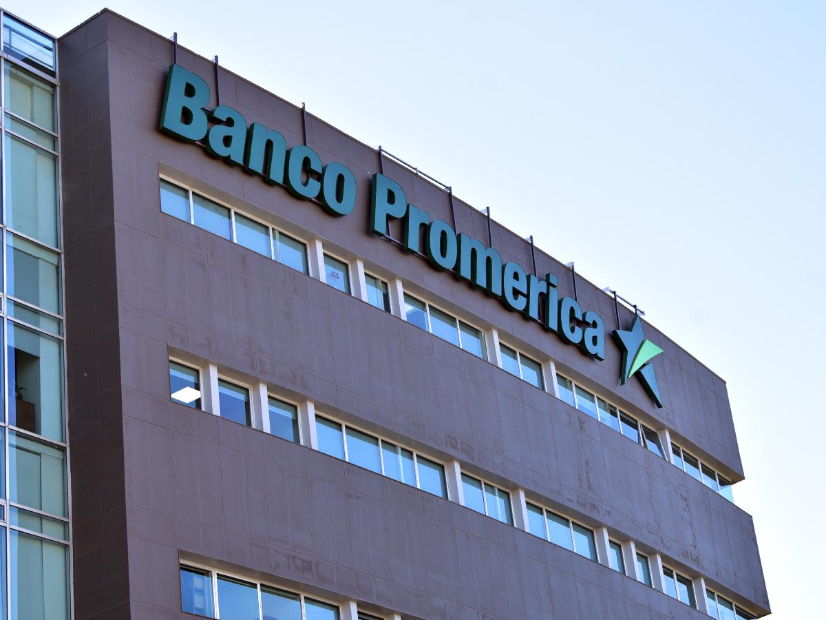 Sede de Banco Promerica en El Salvador, institución que cumple tres décadas consolidando su presencia en el sistema financiero nacional.