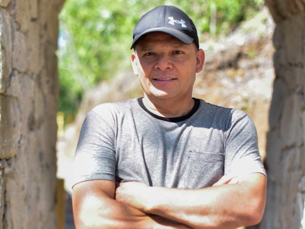 Cristóbal Argueta emigró a Estados Unidos en 1990 durante la guerra civil salvadoreña.