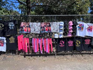 entretenimiento-merch-de-shakira-san-salvador