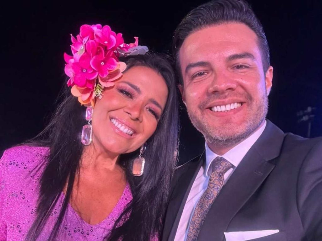 “Mi interior quebrantado”, escribió la presentadora al revelar el difícil momento que atravesaba.