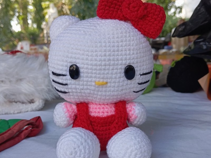 Desde hace tres años y medio, Óscar López se dedica de lleno a su marca artesanal Entre Lanas.