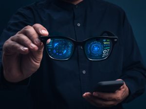 Las gafas inteligentes impulsan una nueva era de creación de contenido y reavivan el debate sobre privacidad y consentimiento en espacios cotidianos.
