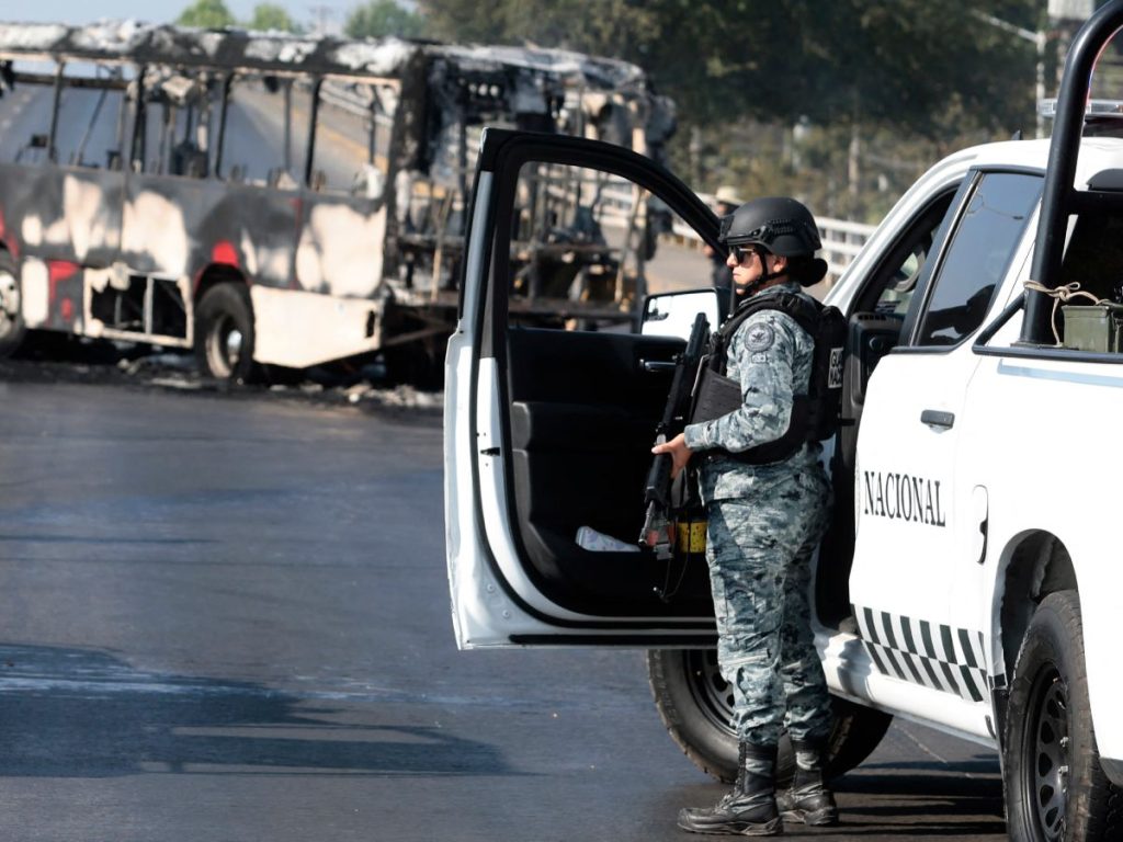 Además de “El Mencho”, seis presuntos narcotraficantes murieron y tres militares resultaron heridos durante el operativo en Jalisco. Fotografía/ AFP