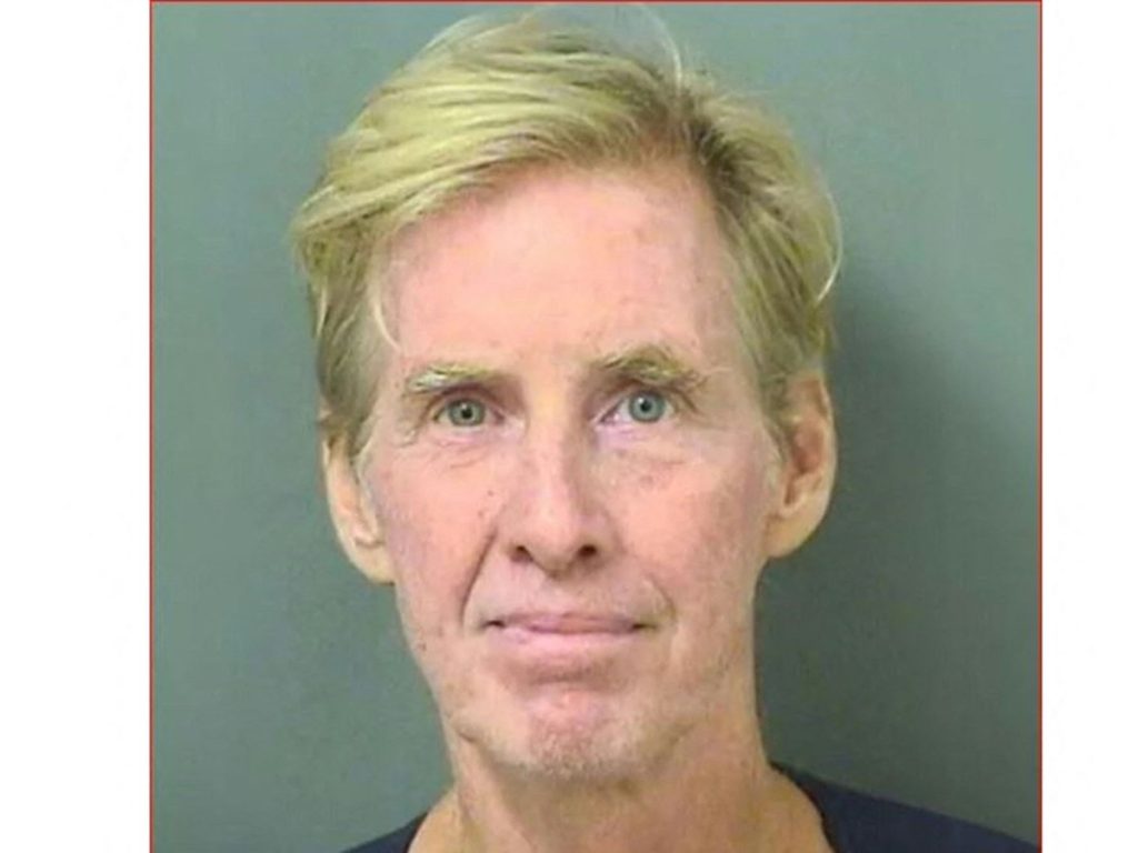 Un jurado lo declaró culpable de cinco cargos, entre ellos intento de asesinato de un candidato presidencial y varios delitos relacionados con armas de fuego.