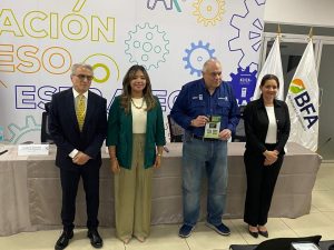 noticias-emprendimiento-tiendas-barrio-elsalvador01