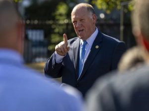 El zar fronterizo estadounidense Tom Homan.