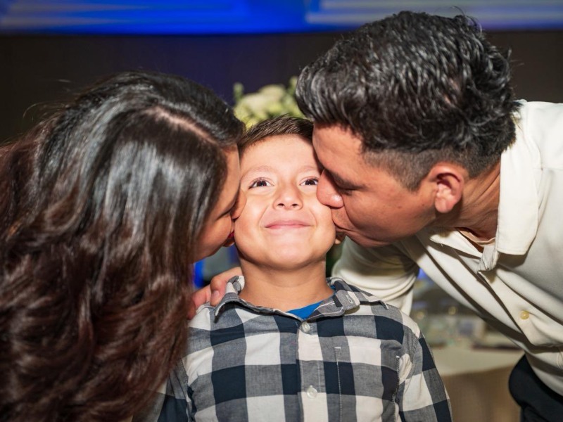 El alcalde Mario Durán presidió la ceremonia colectiva celebrada en el Día del Amor y la Amistad.