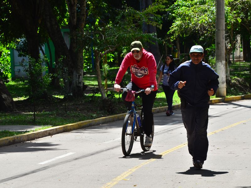 Los parques del distrito de Santa Tecla permanecen cerrados de forma preventiva ante los fuertes vientos registrados, informó la Alcaldía de La Libertad Sur.