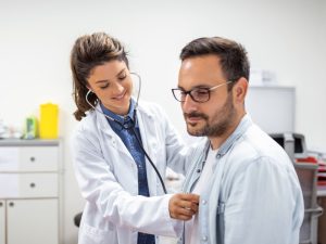 Las alcaldías de San Salvador Centro y La Libertad Sur desarrollarán jornadas médica y visual gratuitas con atención profesional y examen sin costo.