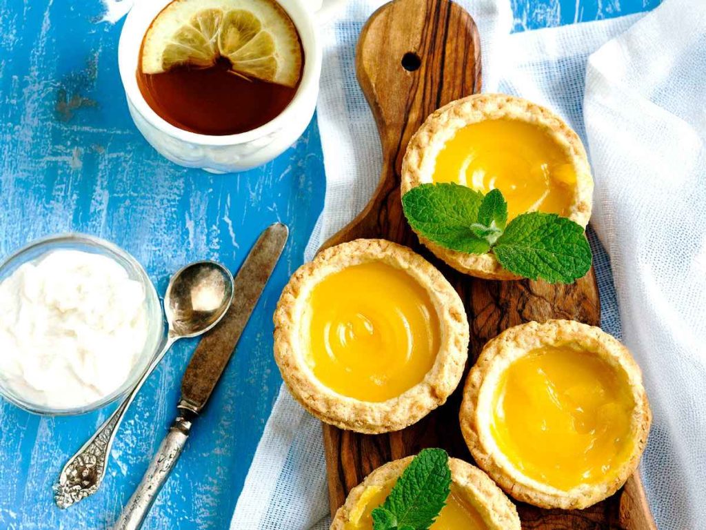 Tartaletas de limón. Un postre ideal para equilibrar lo dulce con lo fresco y compartir algo hecho con calma y dedicación.