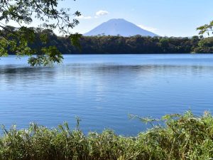 Laguna de Aramuaca en San Miguel. Foto Miguel Lemus