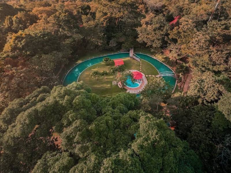 El sitio cuenta con áreas recreativas para visitantes de todas las edades.