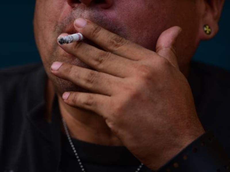 El tabaquismo sigue siendo el principal factor de riesgo prevenible del cáncer a nivel mundial, de acuerdo con datos del CIIC y la OMS.