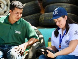 Dinero-y-negocios-trabajo-bcr (2)