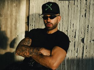 Feid genera expectativa con el anuncio del Falxxo Tour, una serie de conciertos especiales con un formato más cercano al público en distintas ciudades.