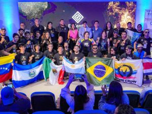 El Kombat Challenge Series reunirá a 26 peleadores profesionales este sábado en la plaza Gerardo Barrios.