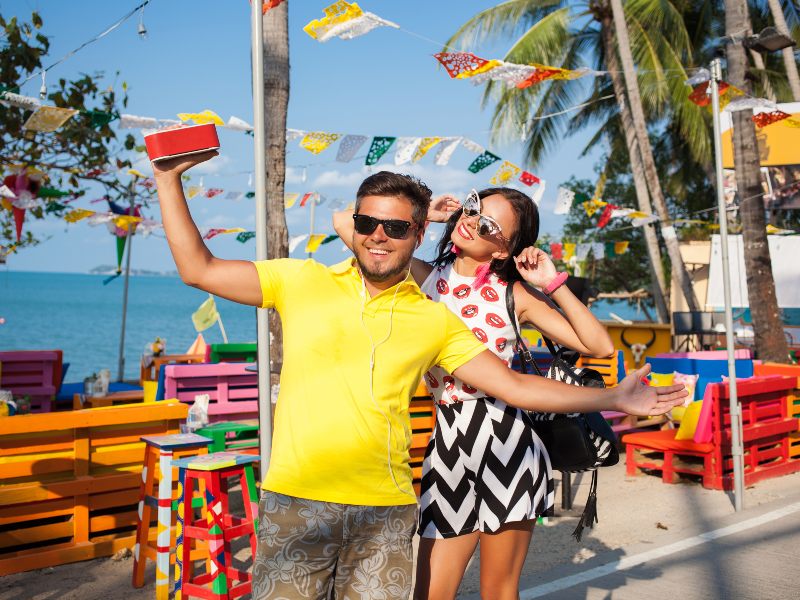 Ambiente de verano y productos de temporada marcarán el Monse Summer Fest en el Mercado Monserrat.