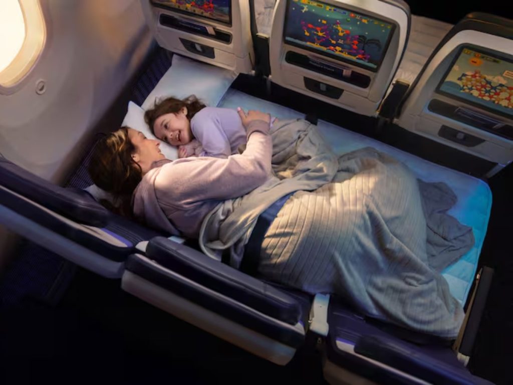 United-Airlines-comprar-asientos-clase-económica-convertirlos-cama