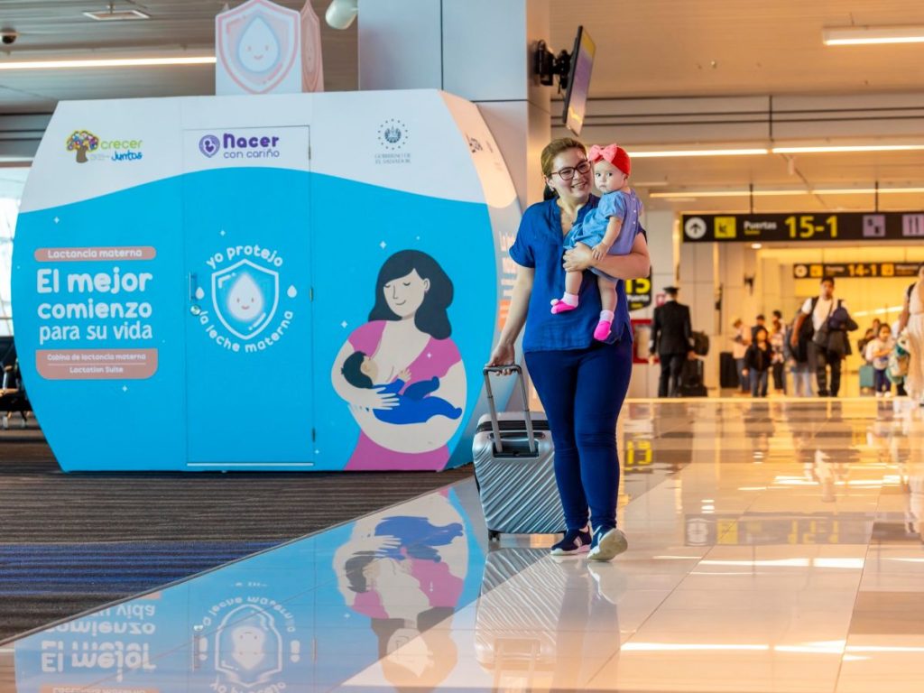 El reconocimiento forma parte de una iniciativa que se extenderá a otros espacios en el país, especialmente en temporadas de alta movilidad como Semana Santa, cuando aumenta el flujo de viajeros.