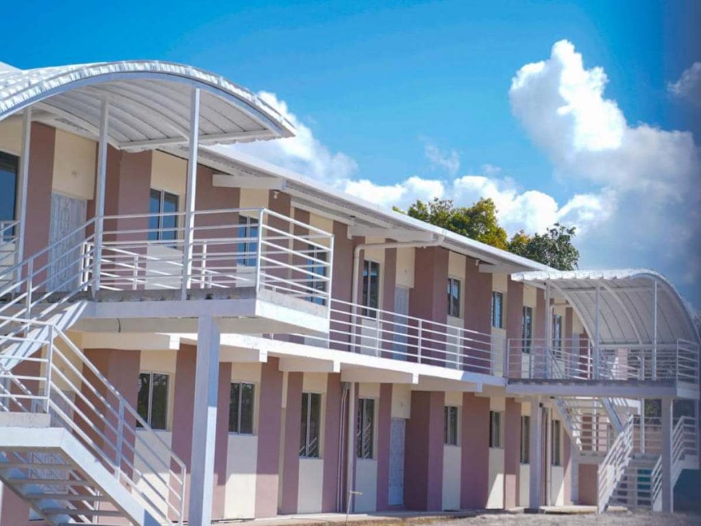 El programa ofrece 50 apartamentos en San Martín para salvadoreños sin acceso a crédito.