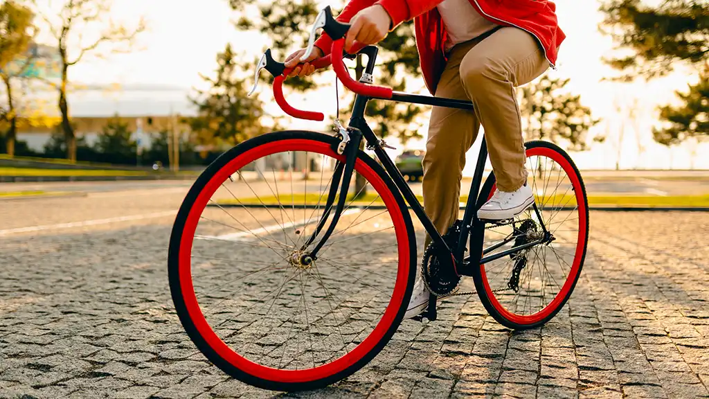La ruta en bicicleta de El Espino combina bosque, miradores y naturaleza cerca de San Salvador.