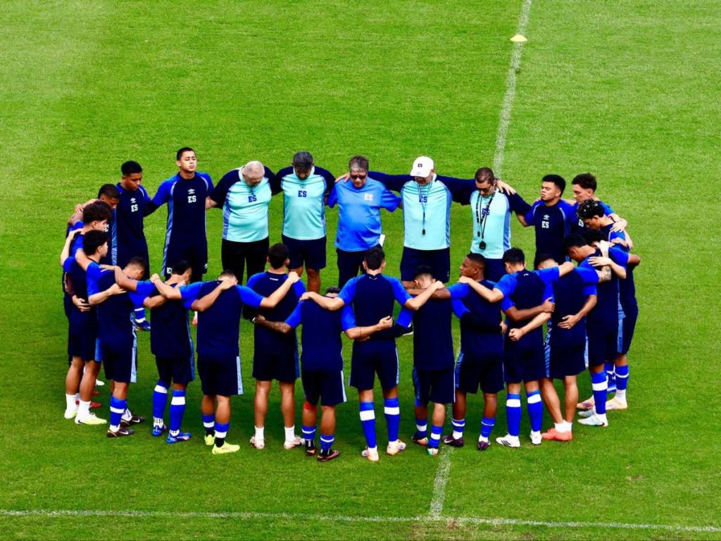 La Selecta entrenando para los partidos amistosos. Foto Cortesía INDES