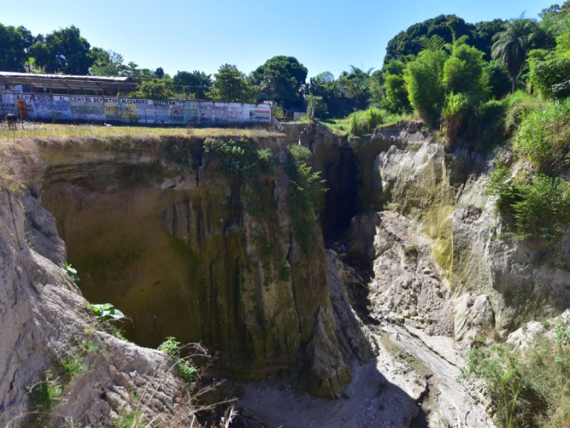 Tres sectores fueron intervenidos con trabajos de drenaje y estabilización de taludes.