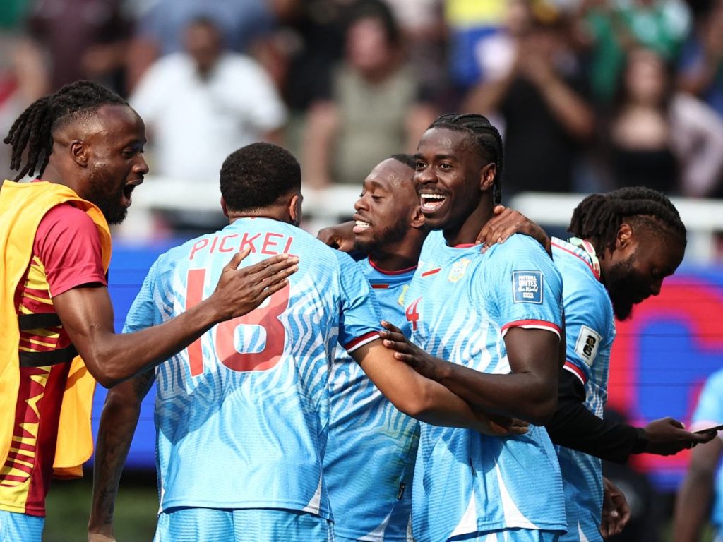 Jugadores del Congo celebran su clasificación al Mundial. Foto AFP