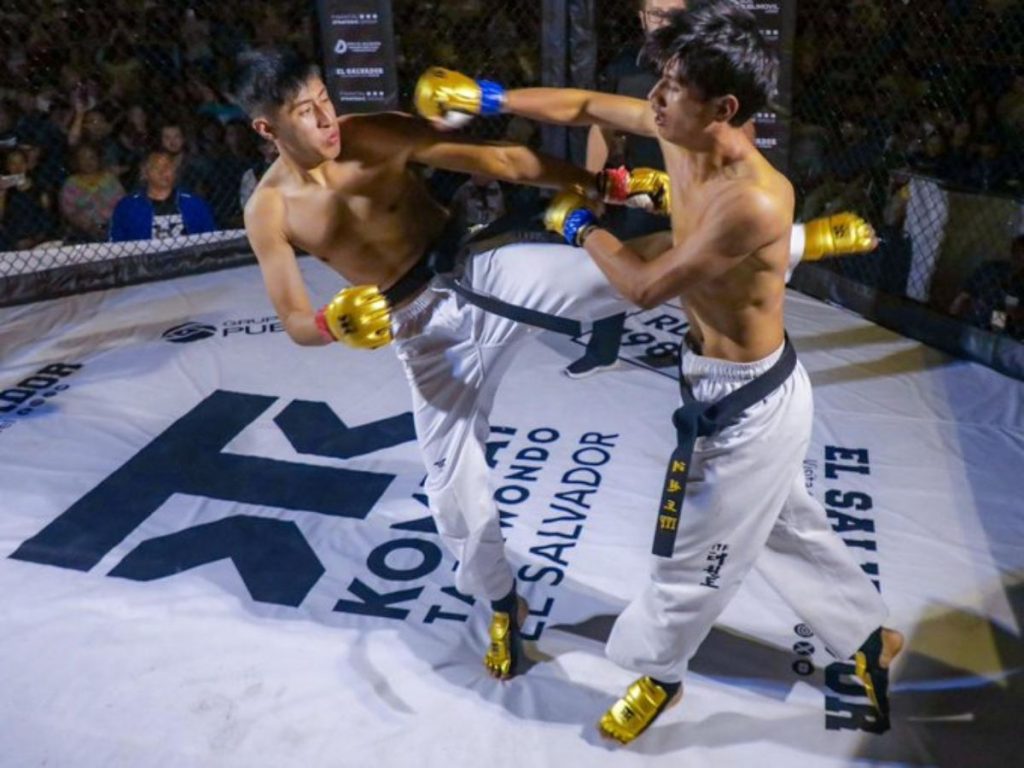 La competencia se desarrolló bajo el formato en jaula, sin posibilidad de empate, lo que garantiza un ganador en cada combate.