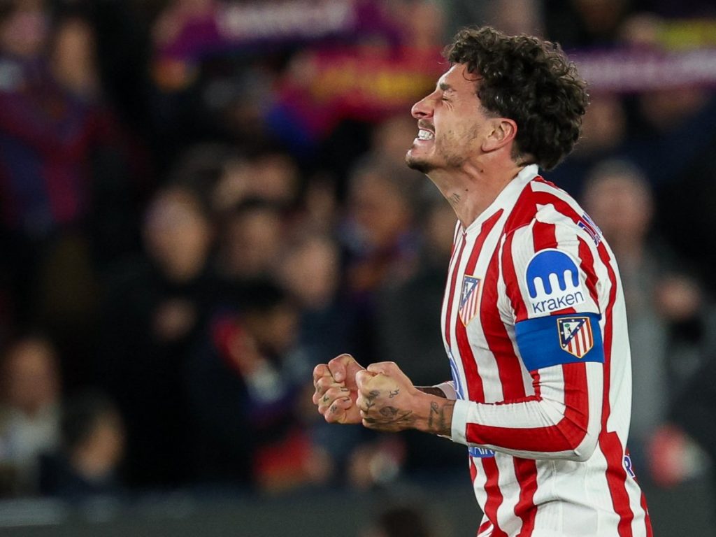 José Giménez celebra el pase a la final de la Copa del Rey del Atlético de Madrid ante el Barcelona. Foto AFP