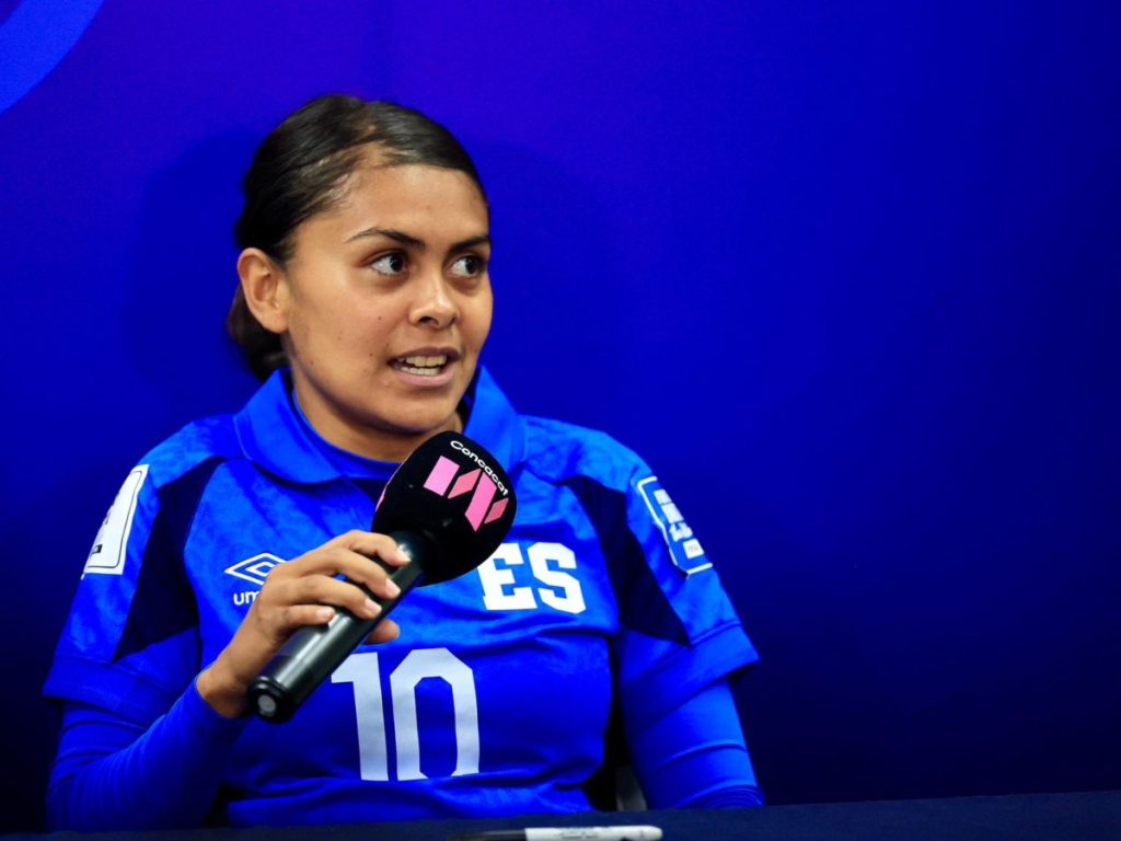 Brenda Cerén tras la victoria por 13-0 ante Barbados. Foto Cortesía INDES