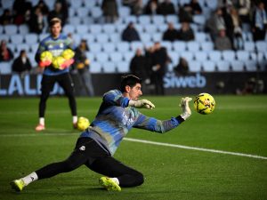 deportes-futbol-courtois-real-madrid