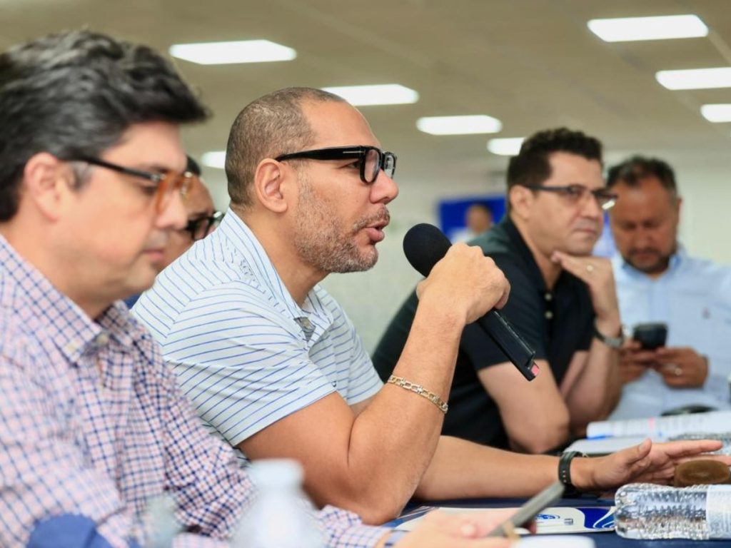 Yamil Bukele, presidente de la FESFUT. Foto FESFUT