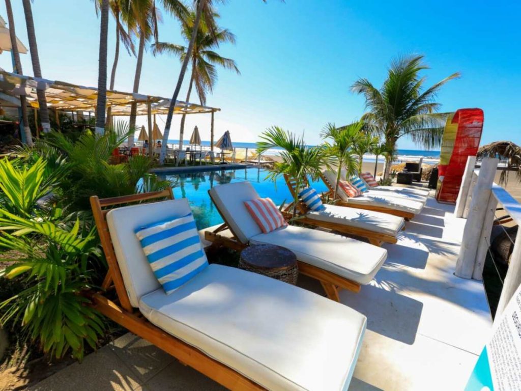 Playa El Toro, en Usulután, destaca por su entorno natural y tranquilidad dentro de Surf City 2.