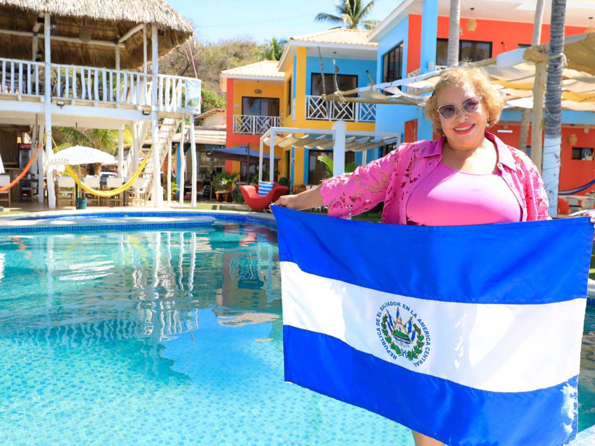 Doris Campos apostó por el turismo en playa El Toro, en Usulután, tras regresar de Estados Unidos.