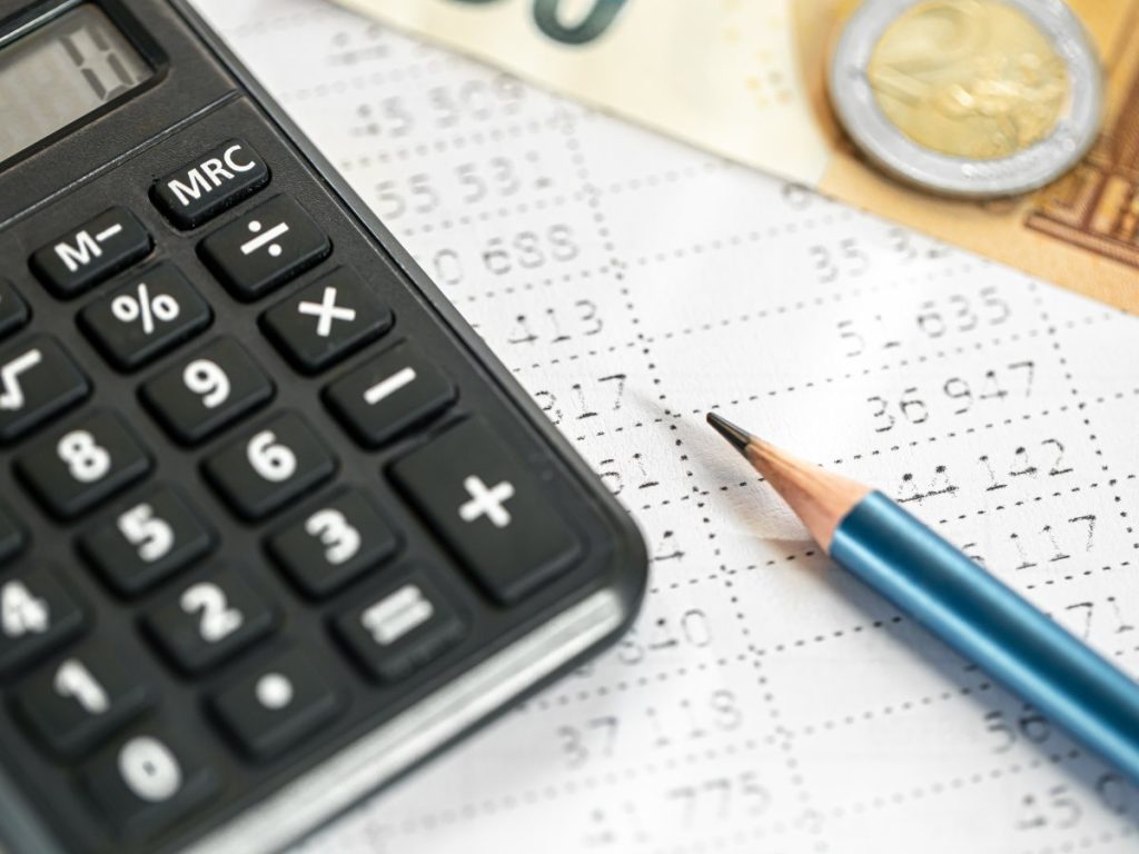 El Gobierno plantea cambios fiscales para incentivar la participación de inversionistas extranjeros en la bolsa local.